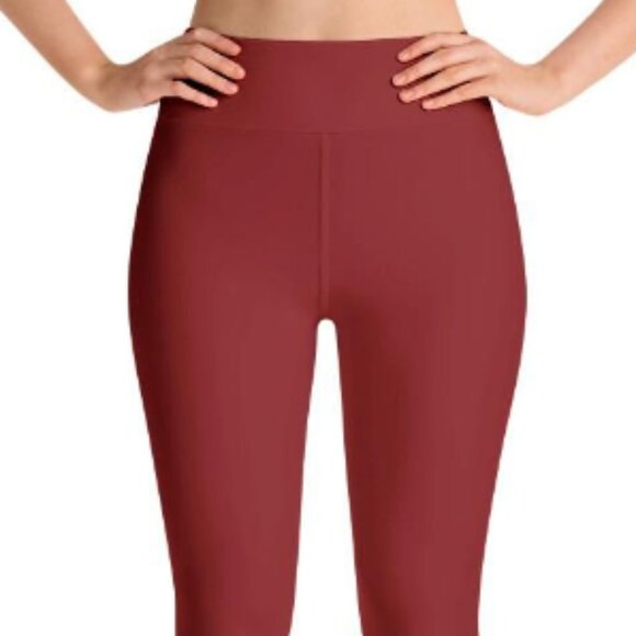 ARITZIA TNA: 
SALE bundle of 2 high-rise leggings
As shown - Picture 3 of 6